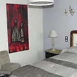 Itzalpea Hotel